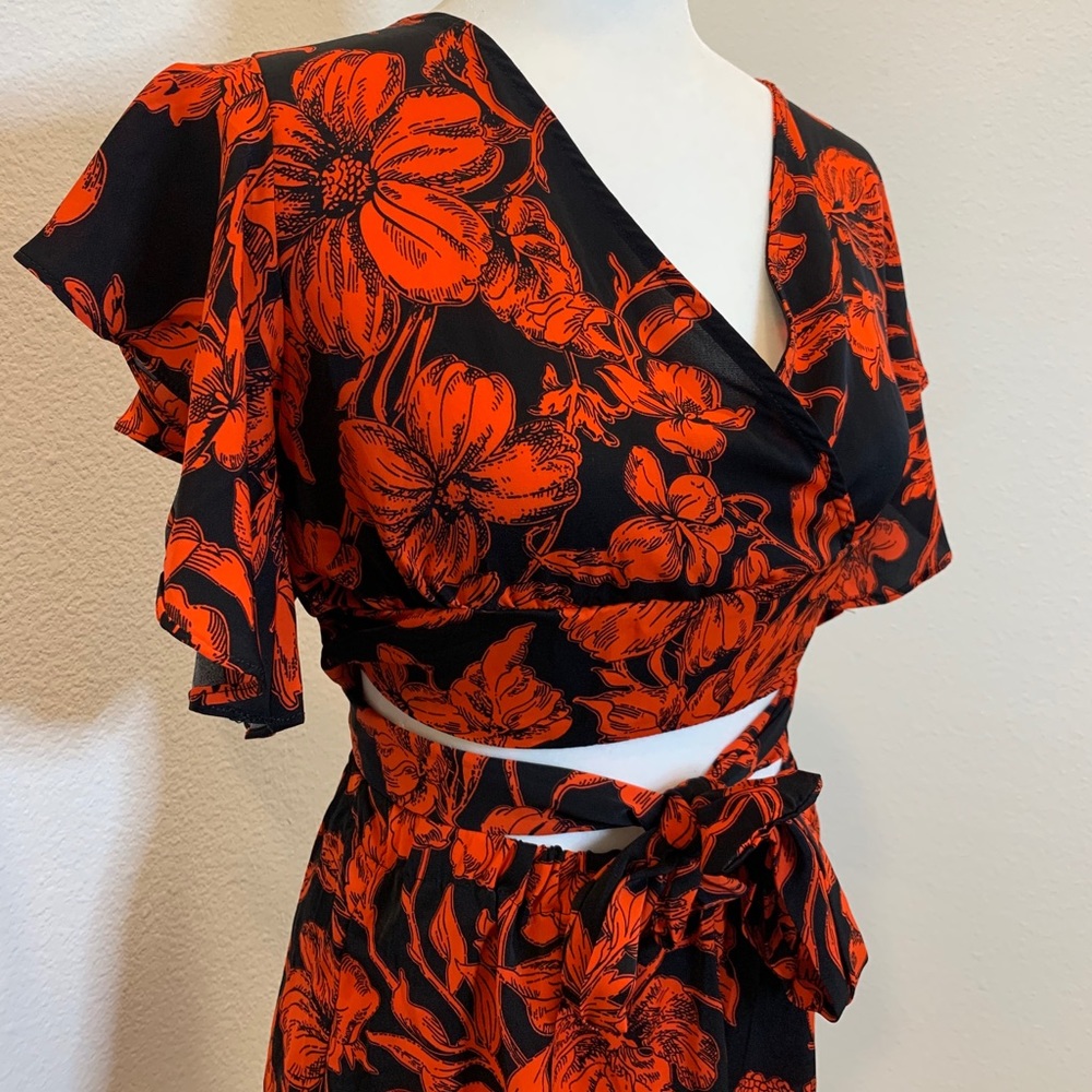 Two Piece Short Set - Picture 3 of 5